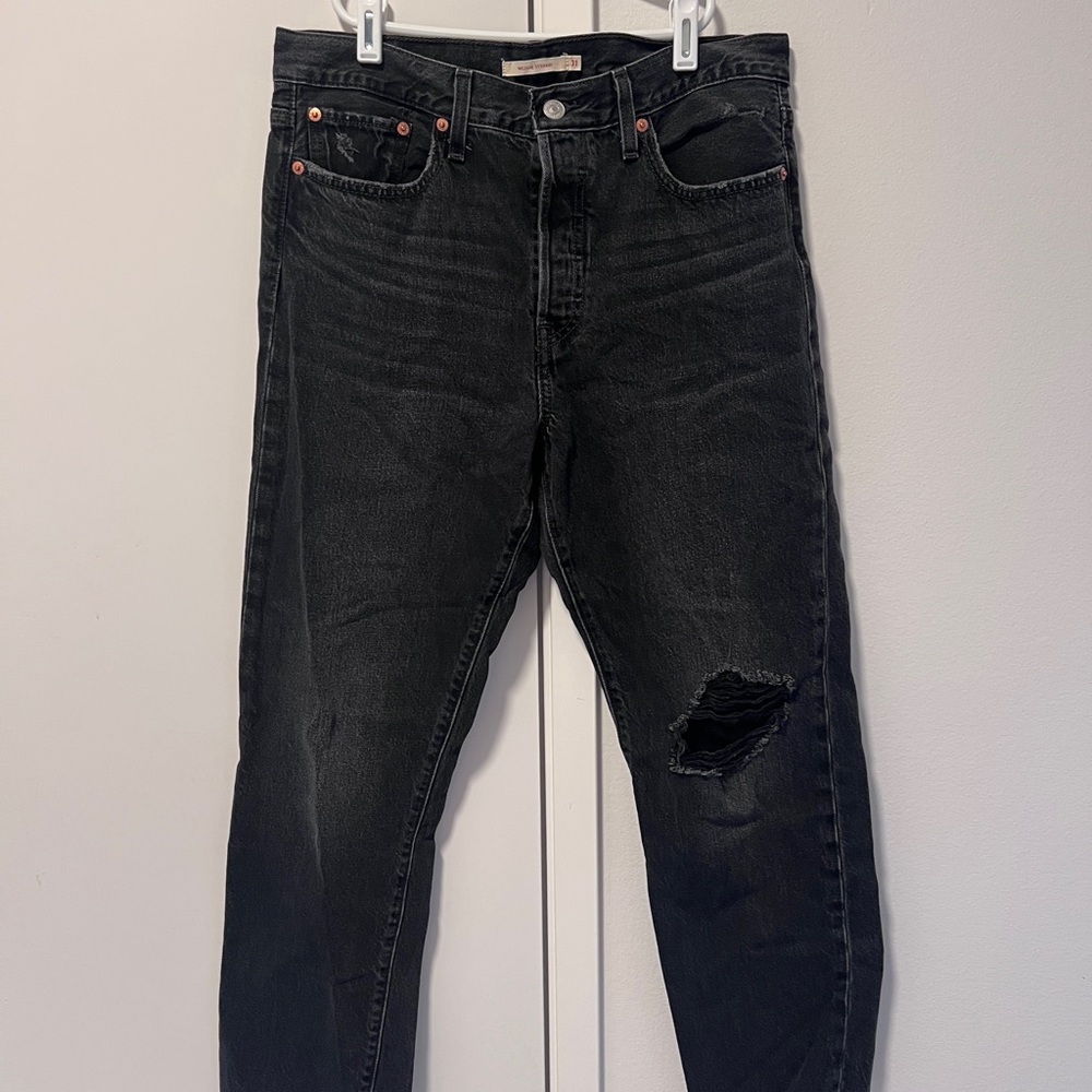 Levi’s Black Wedgie Straight Distressed Jeans